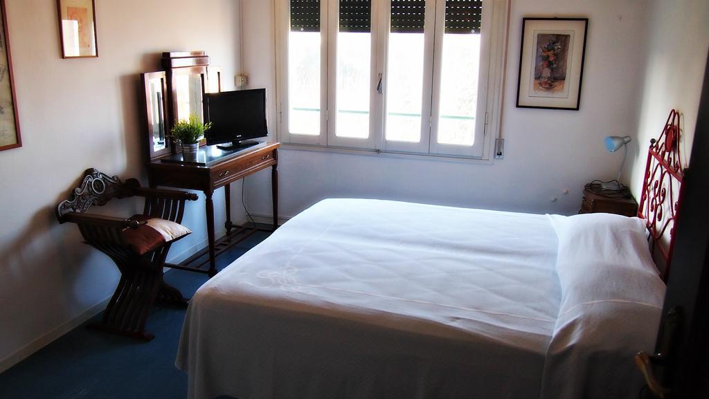 Hotel Villa Furia Μπελάρια-Ιτζέα Μαρίνα Δωμάτιο φωτογραφία