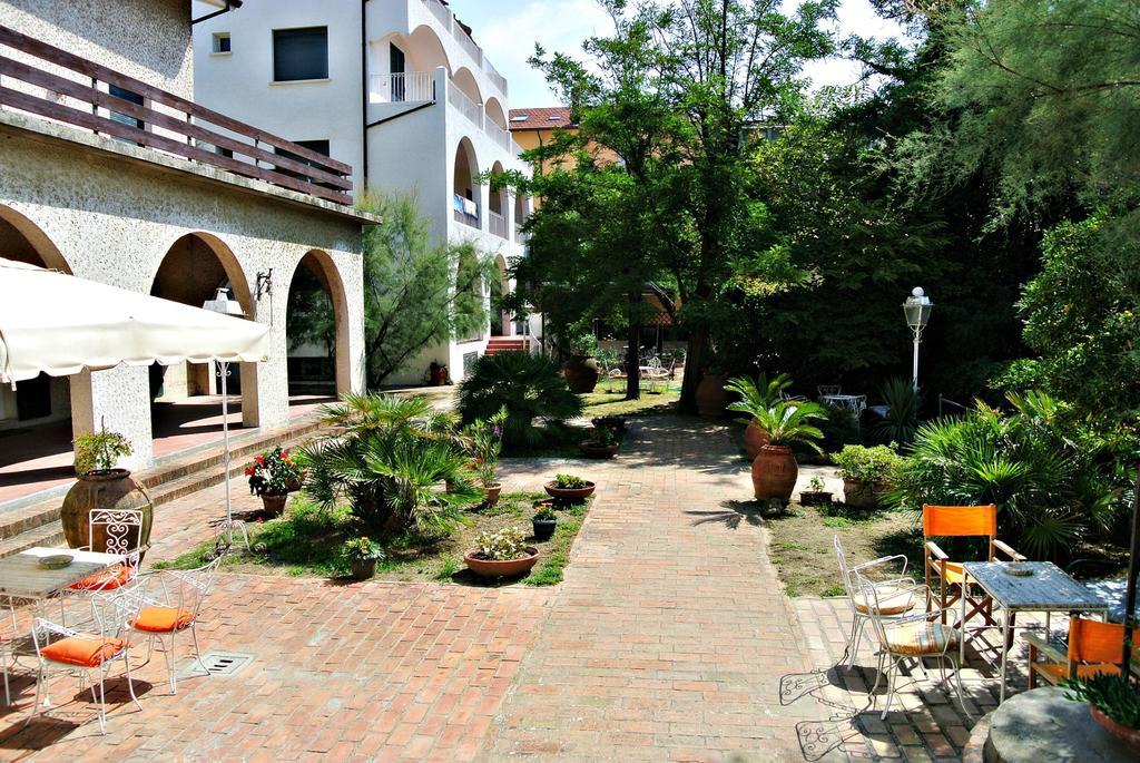 Hotel Villa Furia Μπελάρια-Ιτζέα Μαρίνα Εξωτερικό φωτογραφία