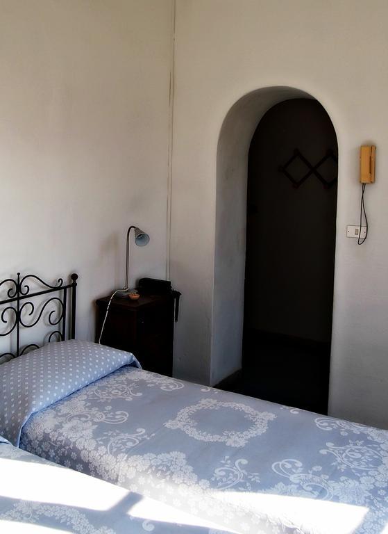 Hotel Villa Furia Μπελάρια-Ιτζέα Μαρίνα Δωμάτιο φωτογραφία