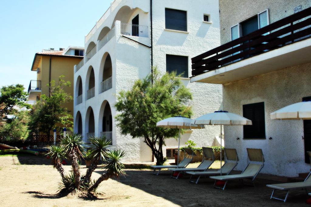 Hotel Villa Furia Μπελάρια-Ιτζέα Μαρίνα Εξωτερικό φωτογραφία