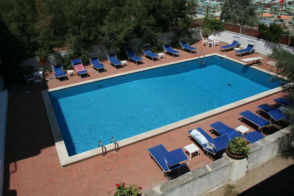 Hotel Villa Furia Μπελάρια-Ιτζέα Μαρίνα Εξωτερικό φωτογραφία
